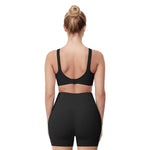 High-waisted sports shorts with phone pocket