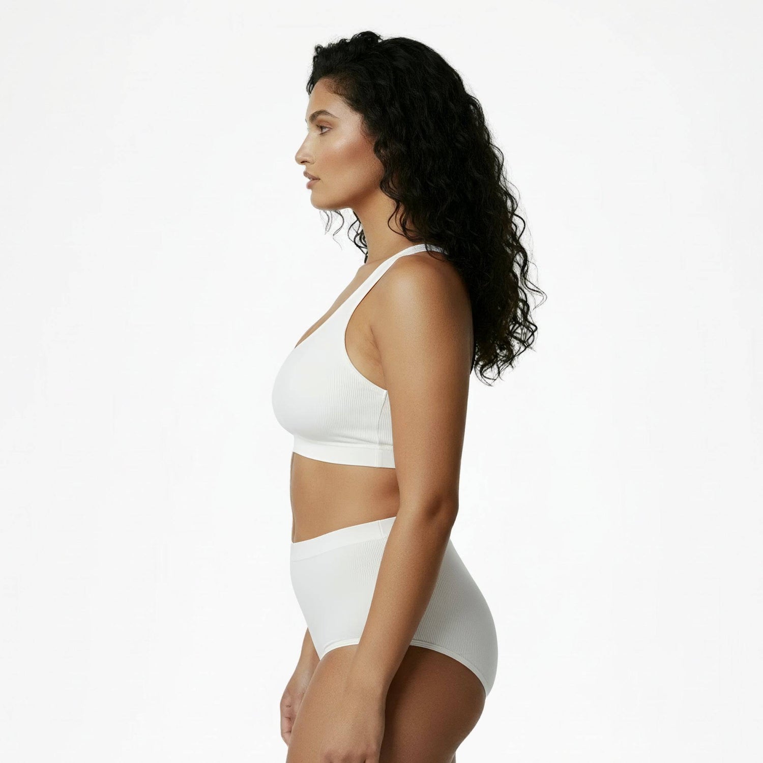 Seamless underwire-free comfort bra