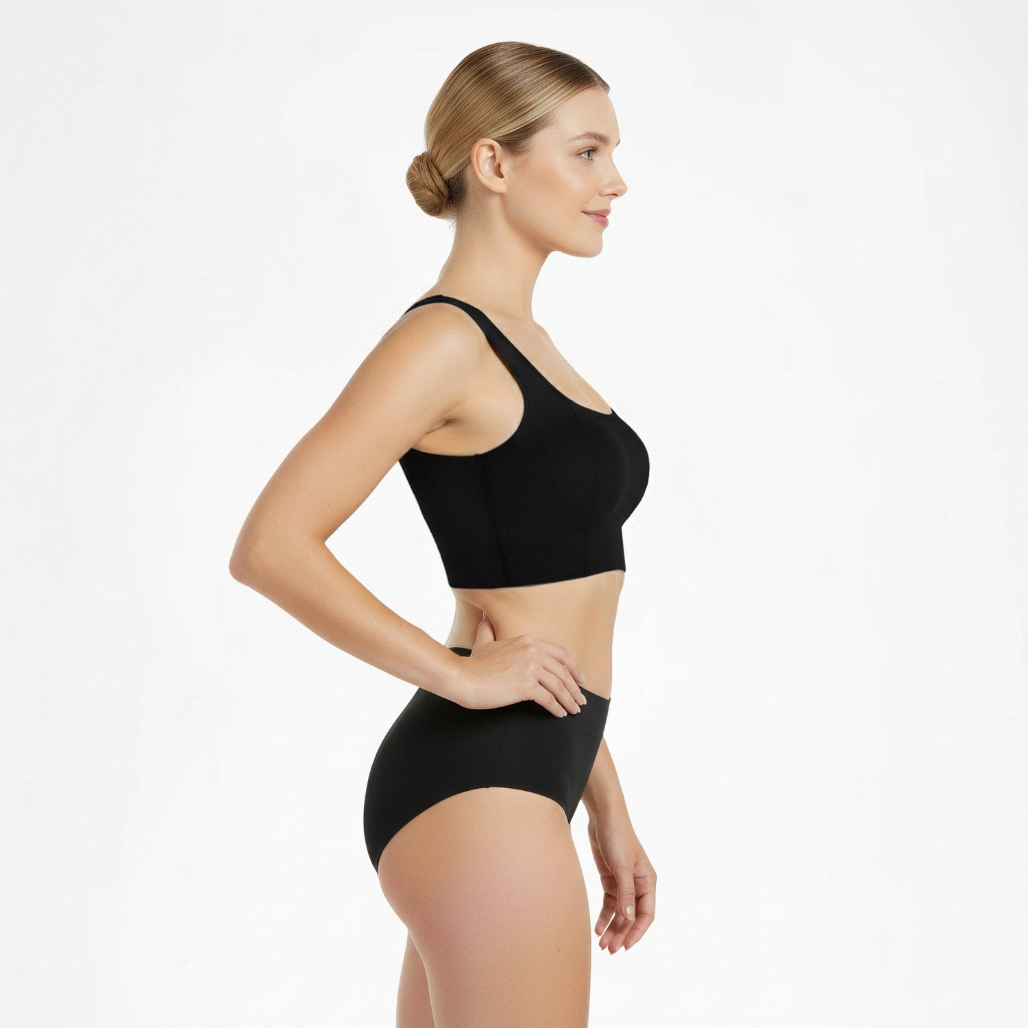 Comfortable sports bra with a U-shaped back