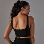Comfortable sports bra with a U-shaped back
